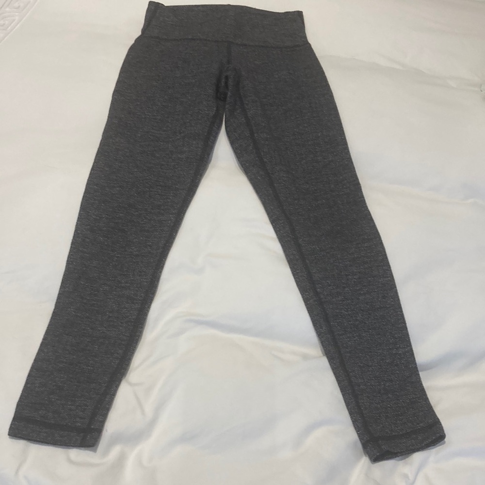 TNA charcoal leggings (Aritzia)